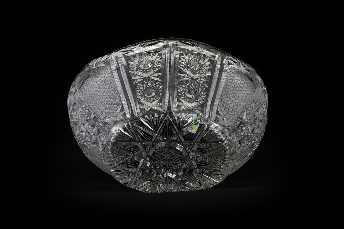 FOUR CUT CRYSTAL ITEMS - 7