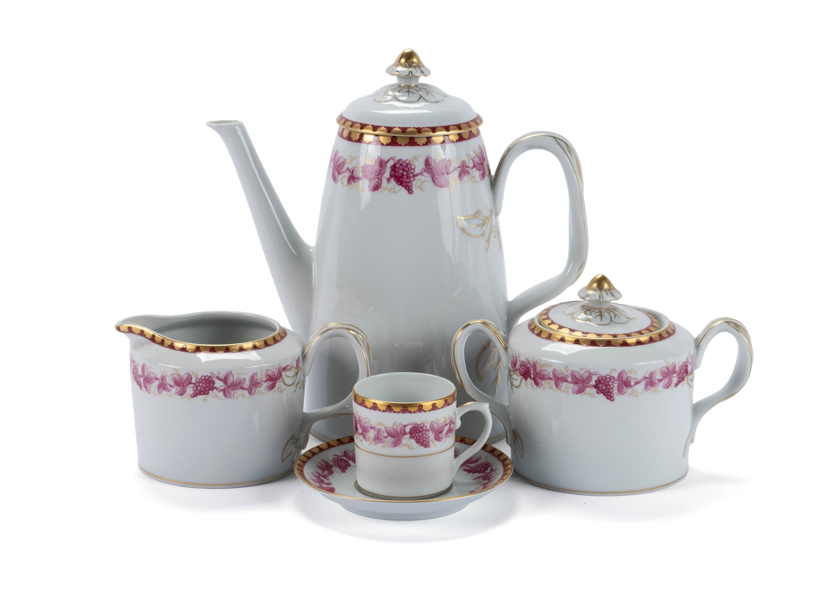 VISTA ALEGRE PORCELAIN DEMITASSE SERVICE: VISTA ALEGRE PORCELAIN DEMITASSE SERVICE Portuguese, 20th century. Twenty-seven (27) pieces, including twelve (12) demitasse cups, twelve (12) saucers, one (1) coffee pot, one (1) creamer, and one