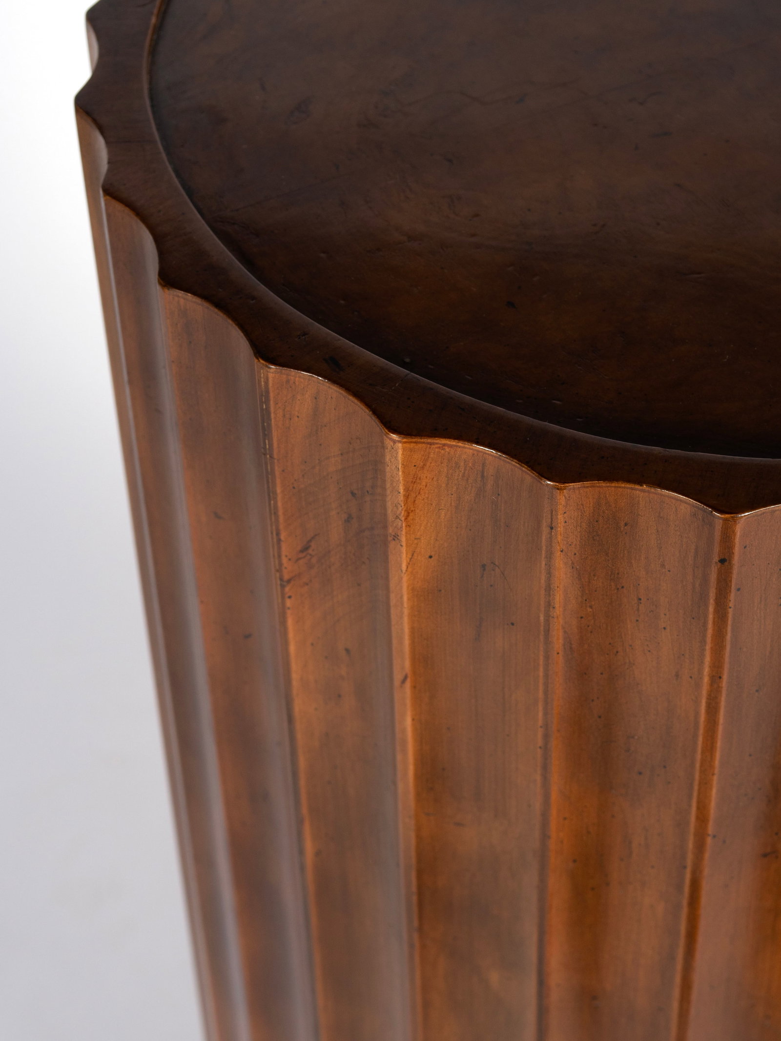 BAKER FLUTED COLUMN PEDESTAL - 4