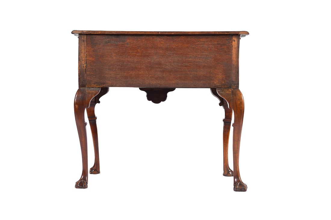 GEORGE I STYLE WALNUT DRESSING TABLE - 7
