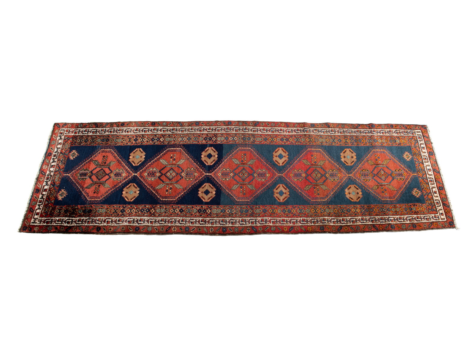 BAHKTIARI LONG RUG (1 of 8)