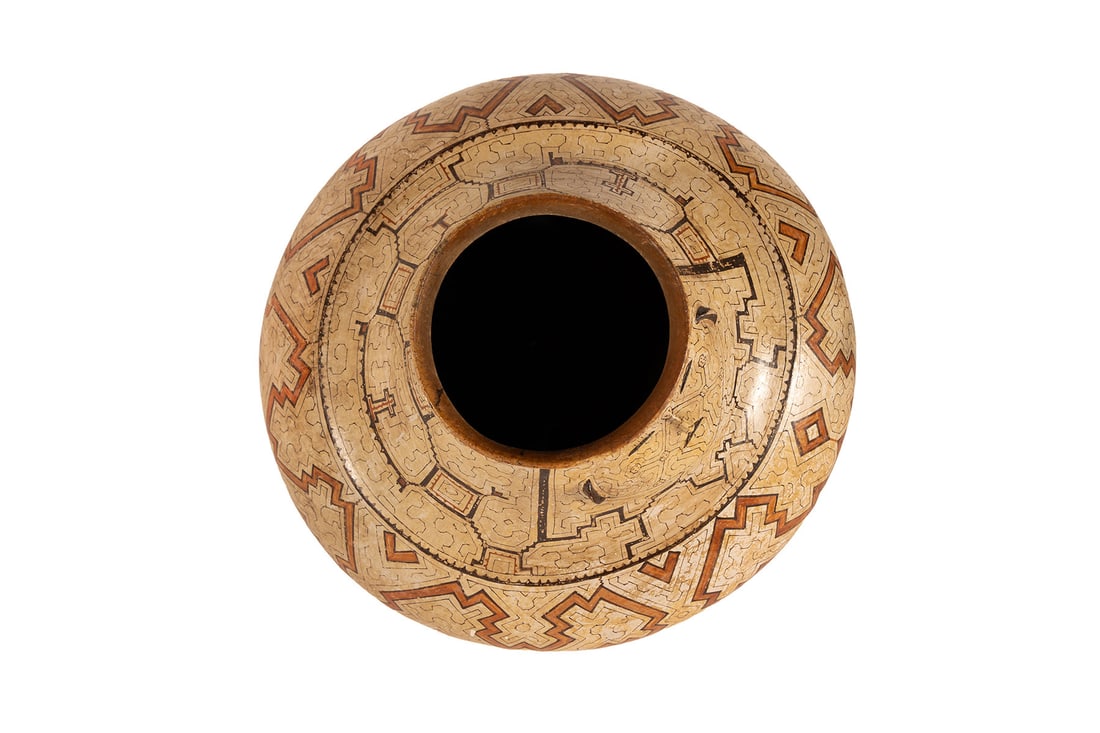 LARGE SHIPIBO POTTERY JAR - 5