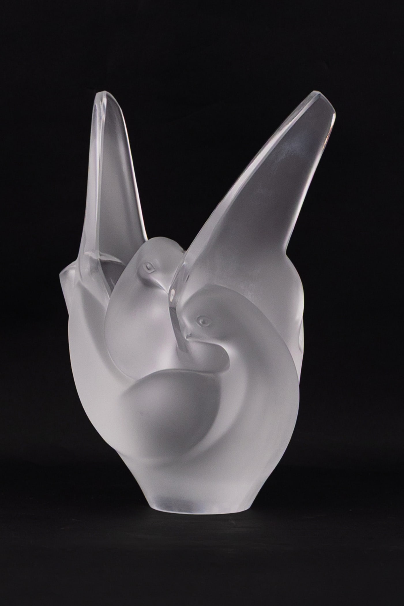 LALIQUE SYLVIE VASE (1 of 7)