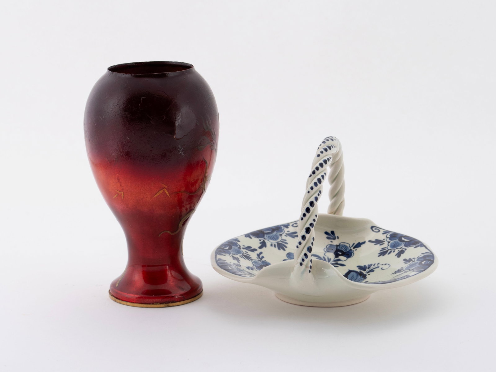 DECORATIVE ARTS COLLECTION - 3