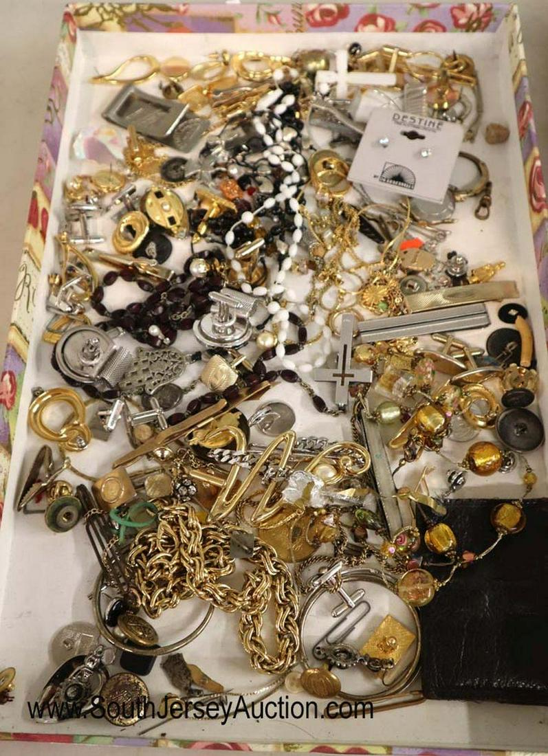 Tray lot of costume jewelry including crosses,: Tray lot of costume jewelry including crosses, earrings, hair clips and others