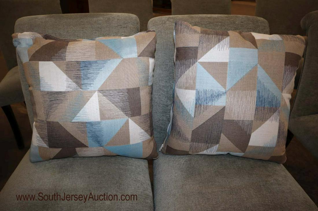 Pair of modern design decorator pillows like new 18" w (1 of 1)