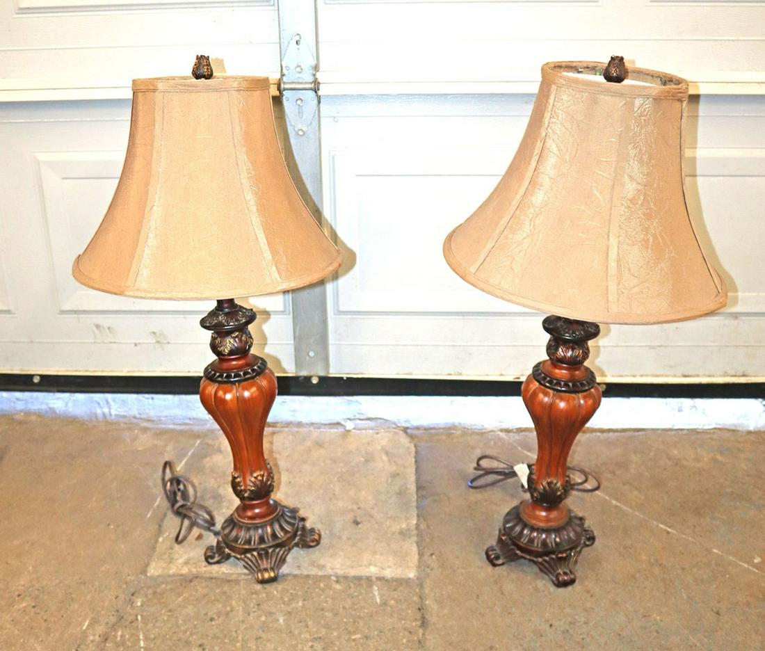 Pair of decorator lamps (1 of 3)