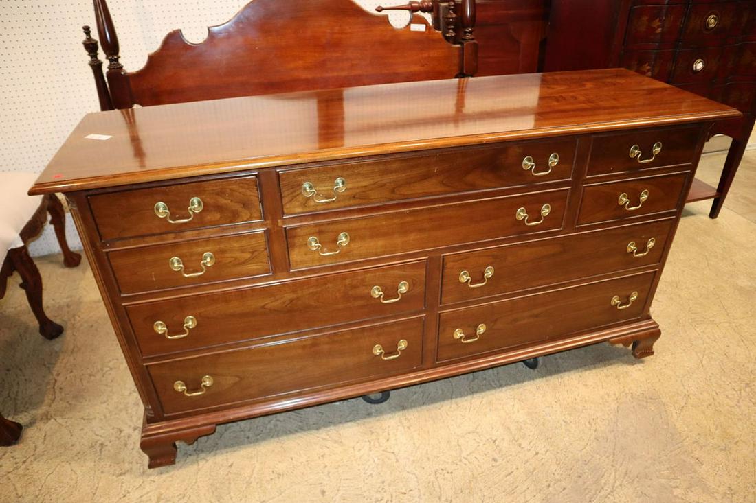Beautiful Stickley 8 drawer cherry low chest (1 of 6)