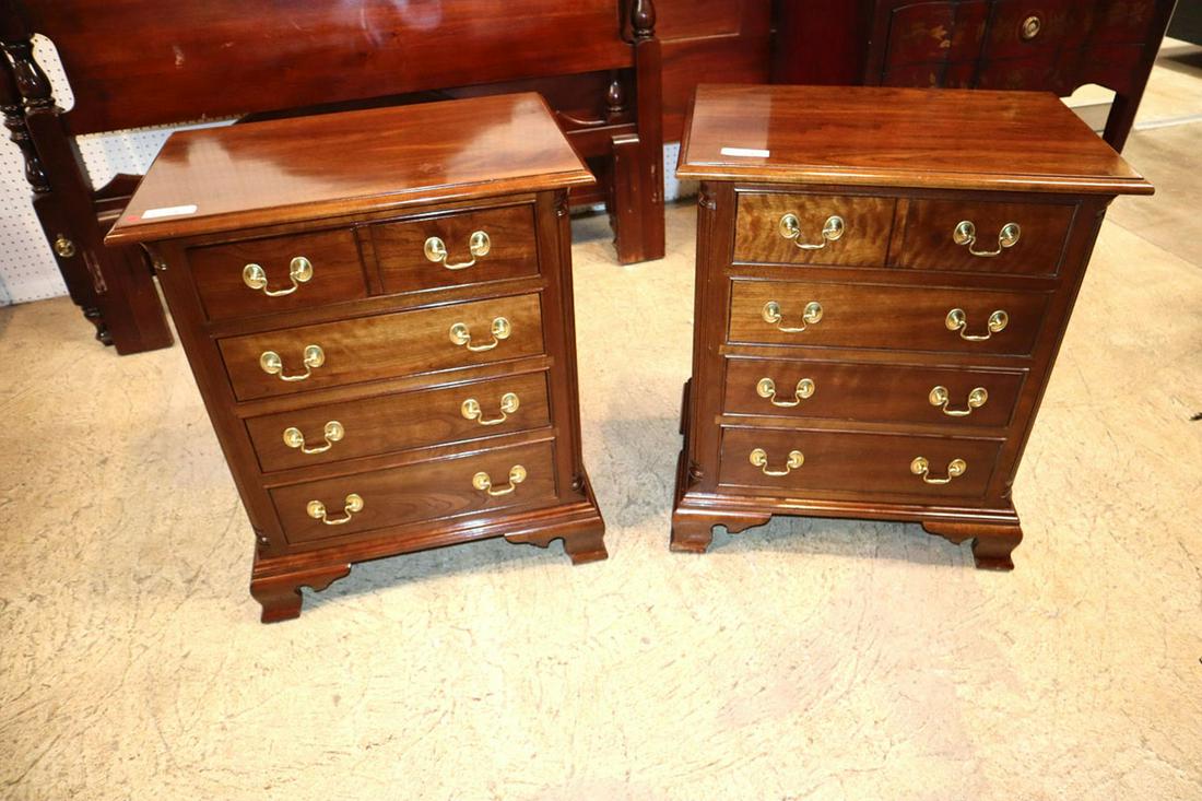 Pair of Stickley Nightstands, 4 drawer (1 of 6)