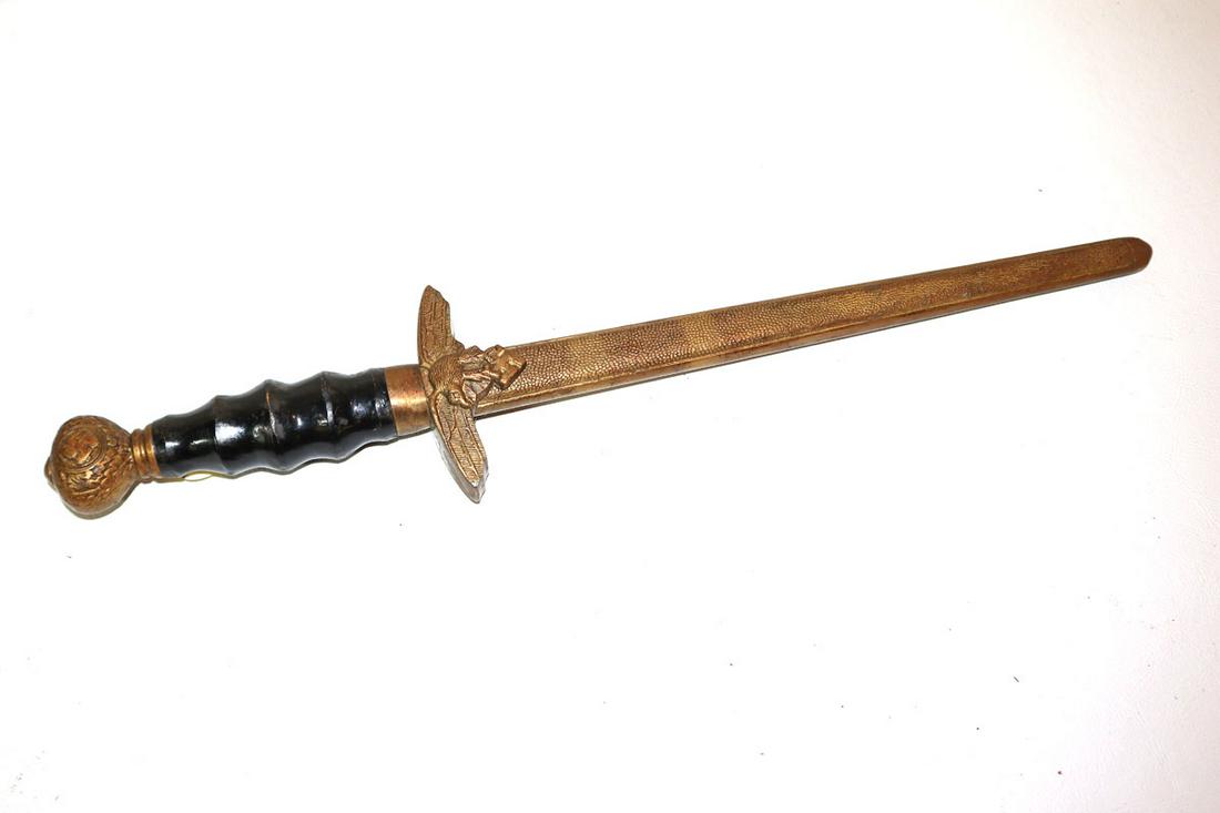 WWII German style bayonet with sheath: WWII German style bayonet with sheath