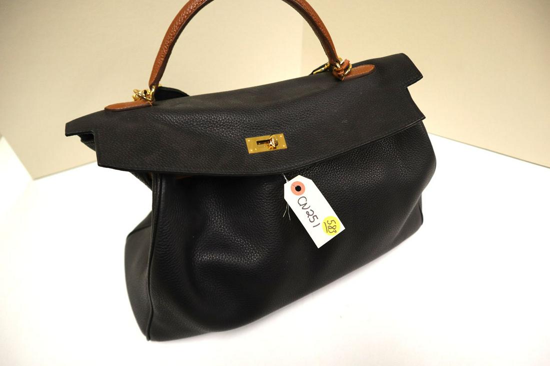 Marked Hermes leather hand bag (1 of 3)