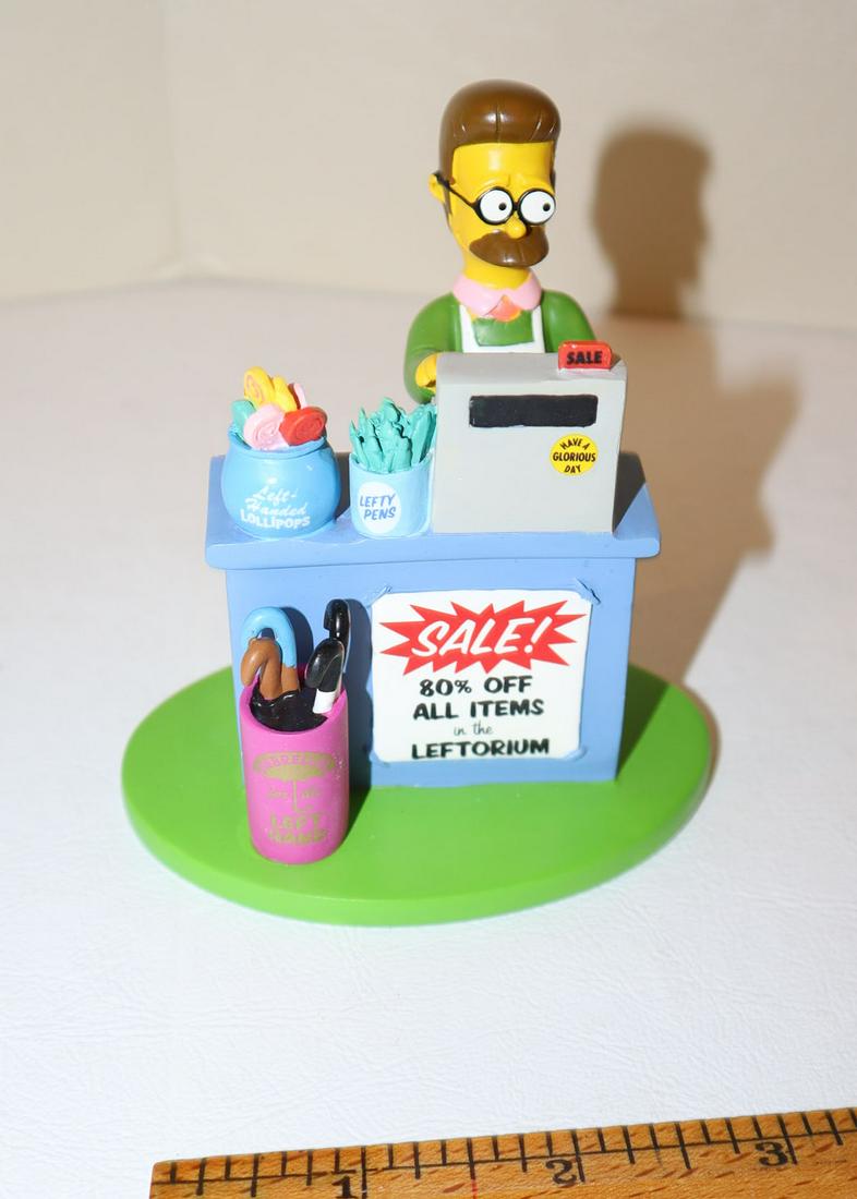 "Hi-Dilly-Ho!" Simpson figurine #0662: "Hi-Dilly-Ho" #0662 Simpson figurine Springfield Citizens Collection 20th Century fox