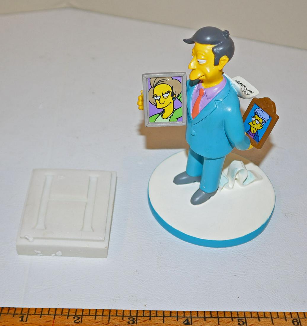 "Ah Diorama Rama" Simpson figurine #0847 (1 of 3)