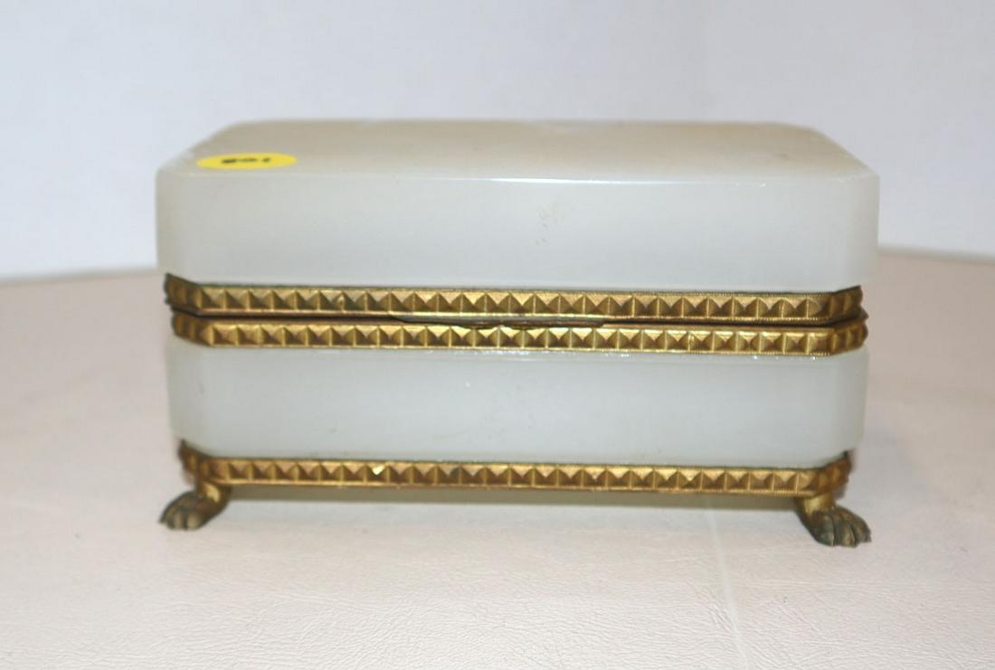 Semi Ant white marble bronze wrap ring box (1 of 3)