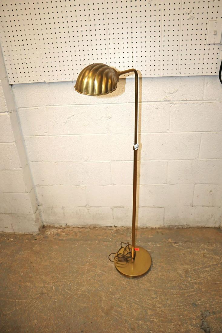 Mod design shell shape brass pole lamp (1 of 3)