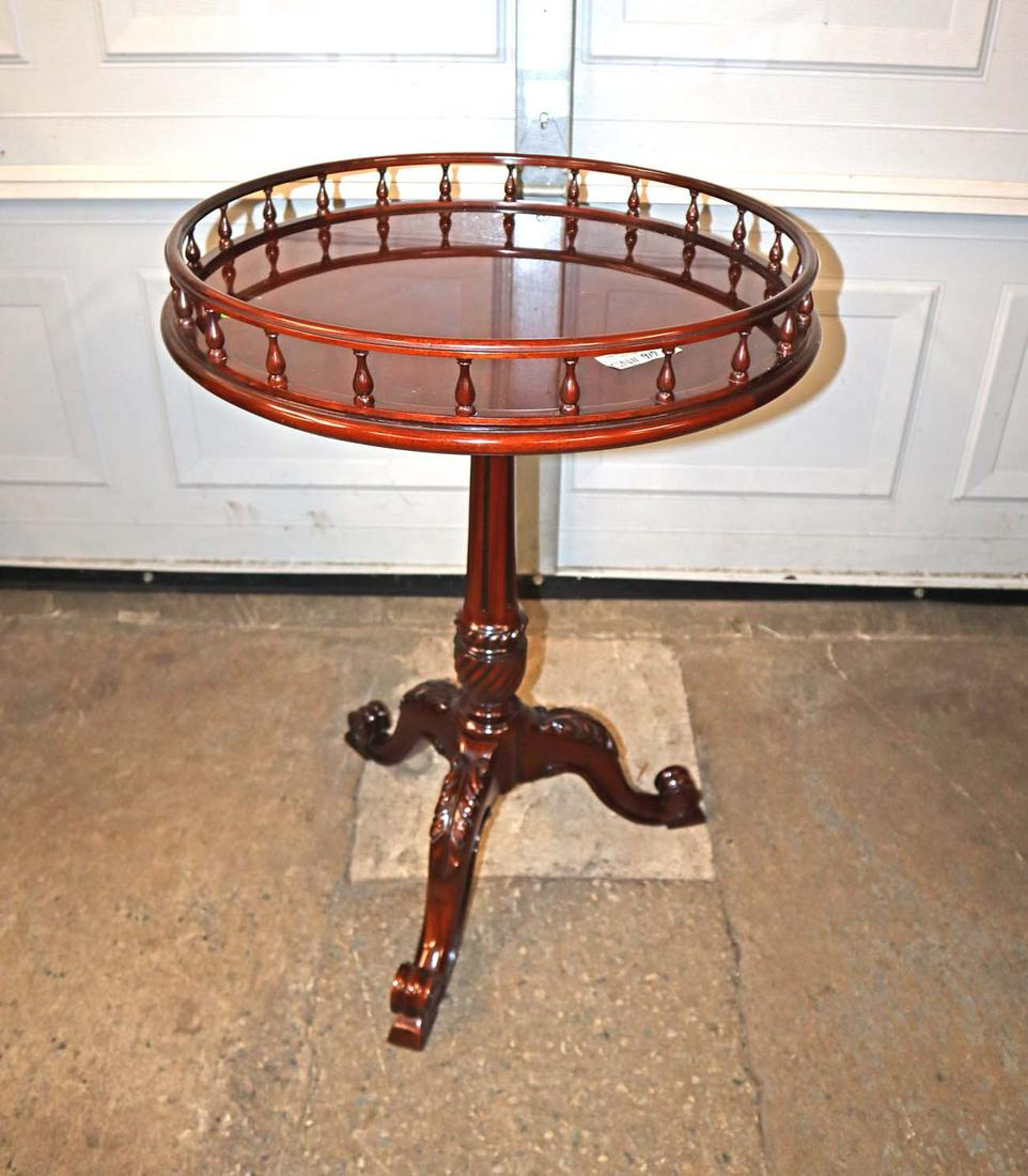 Sol mah carved/fancy base lamp table w/gallery (1 of 3)