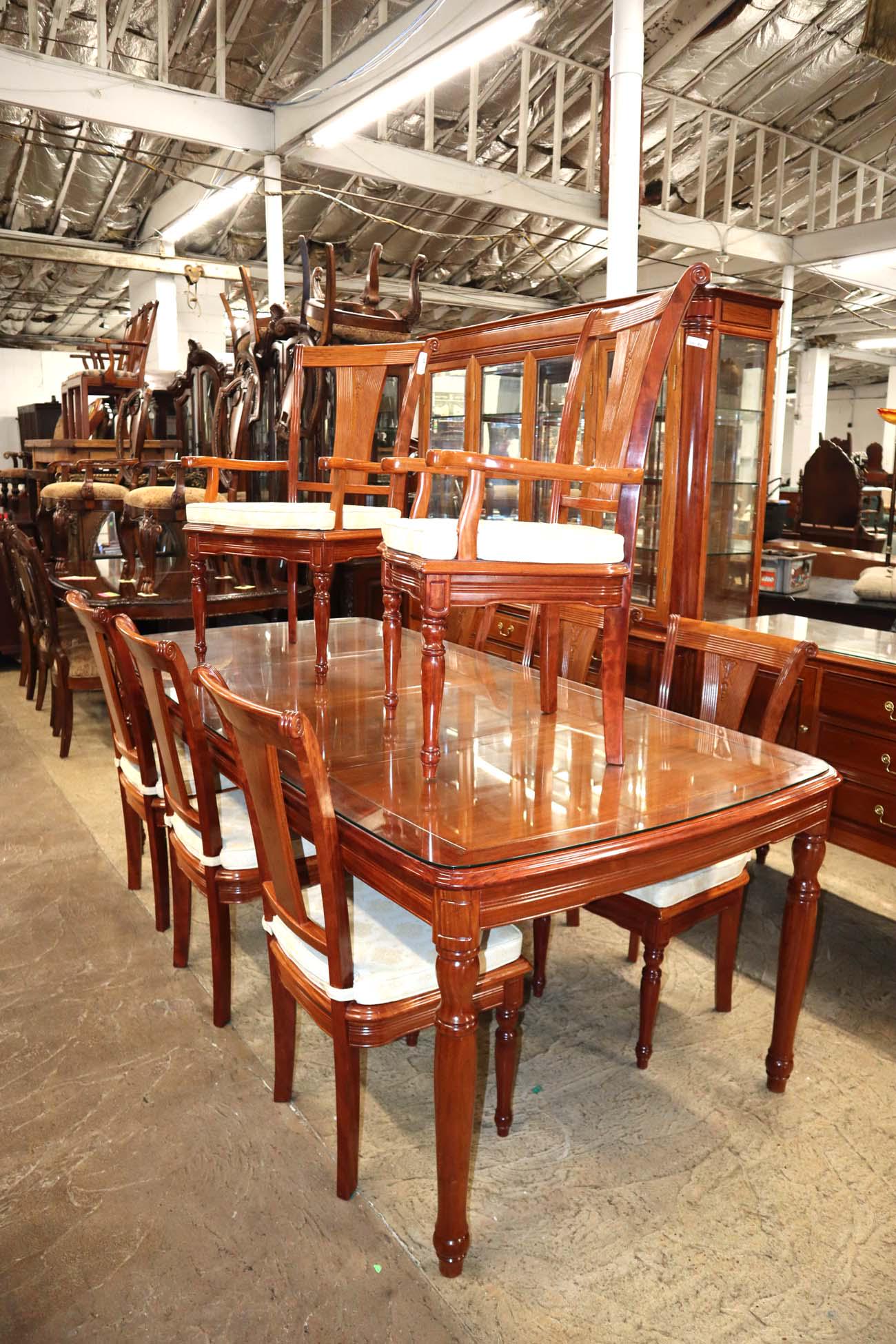 Quality Asian hardwood DRT & 8 chairs (1 of 6)