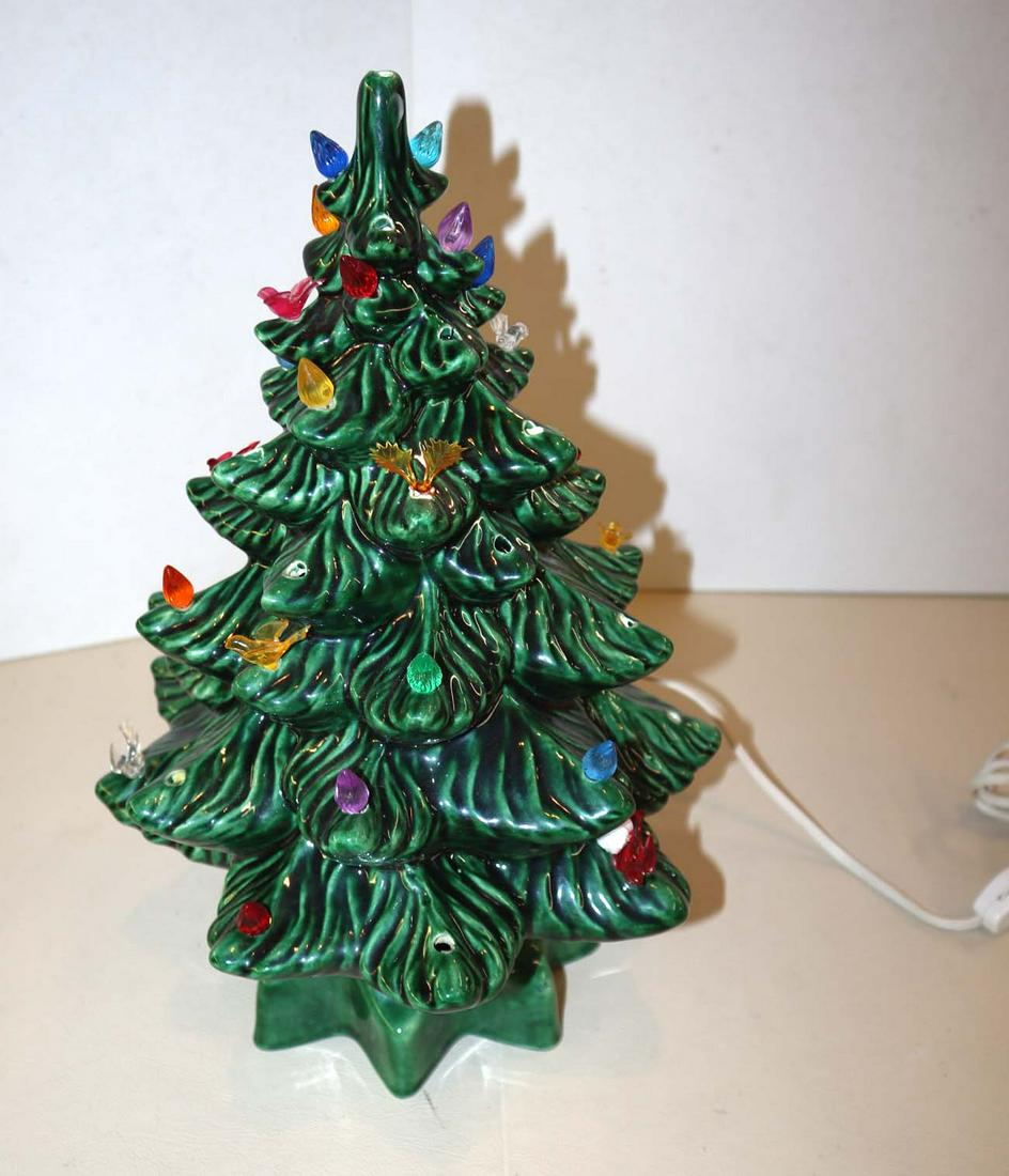 Vintage ceramic Christmas tree (1 of 3)