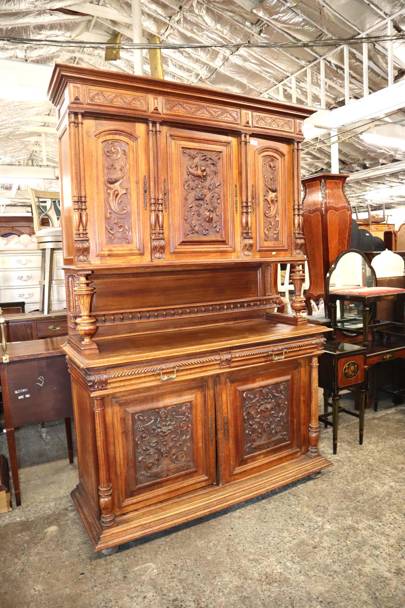 Vintage Continental  oak carved cupboard (1 of 6)