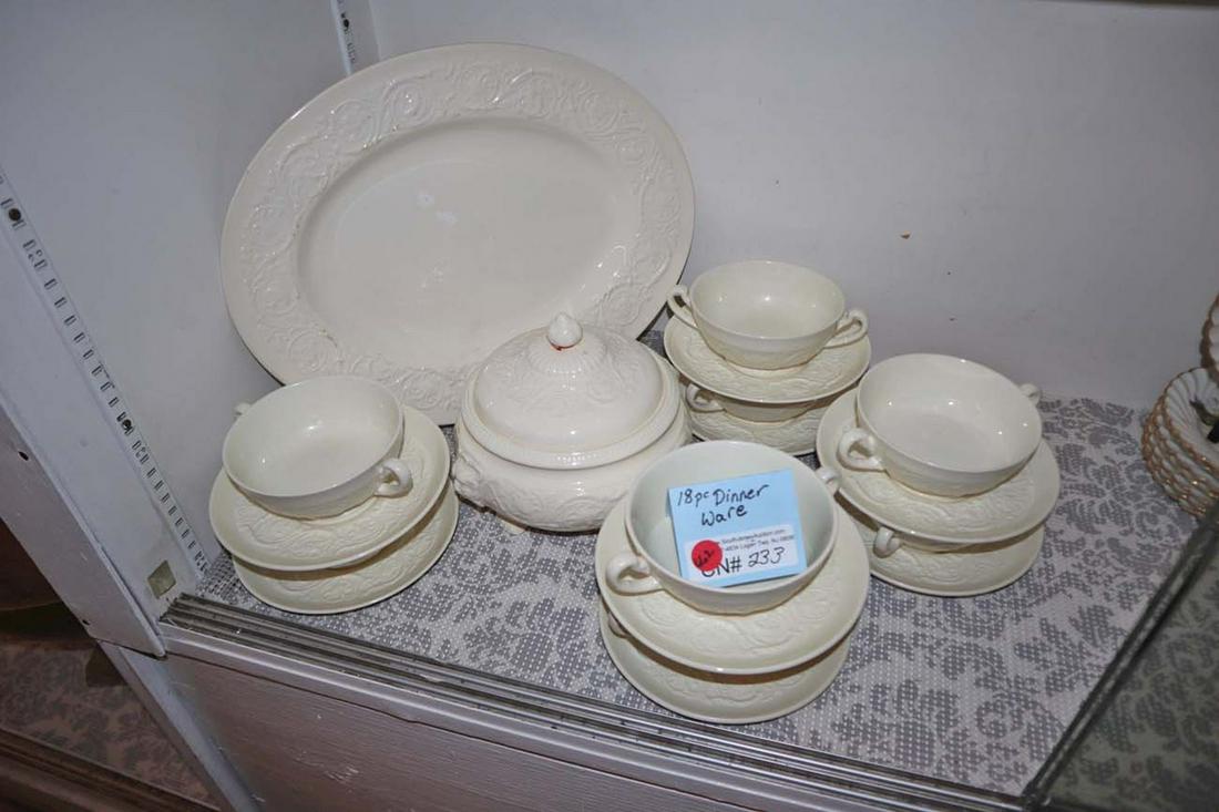 18pc Wedgewood Soup Set Patrician (1 of 3)