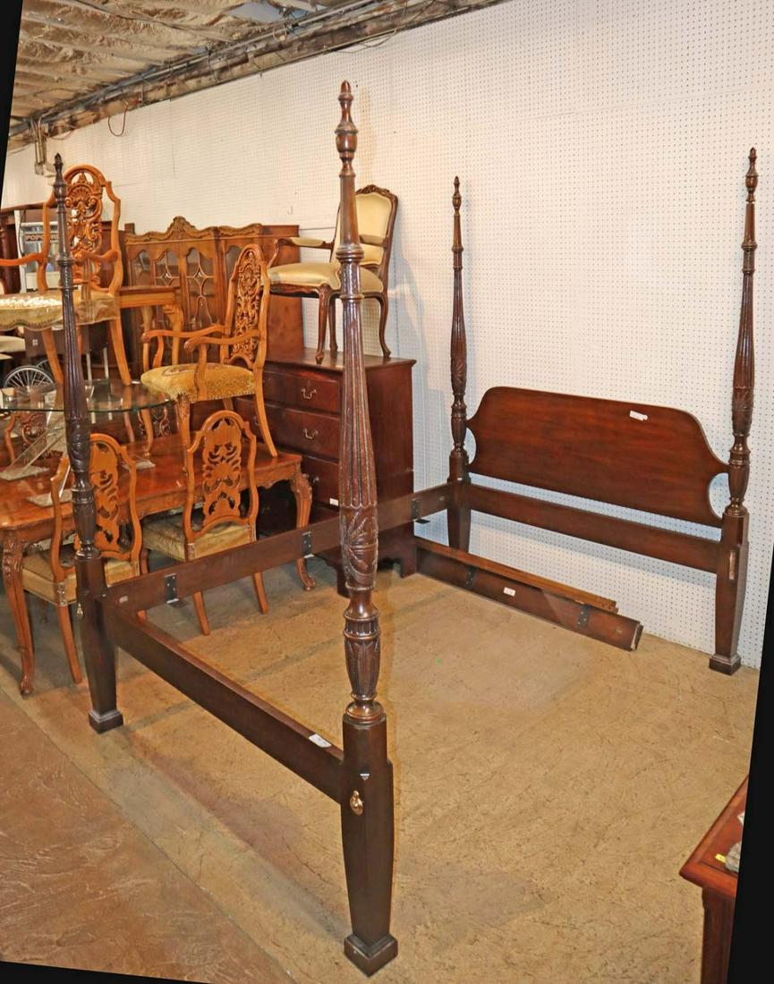 Drexel Queen size mahogany 4 poster bed (1 of 4)