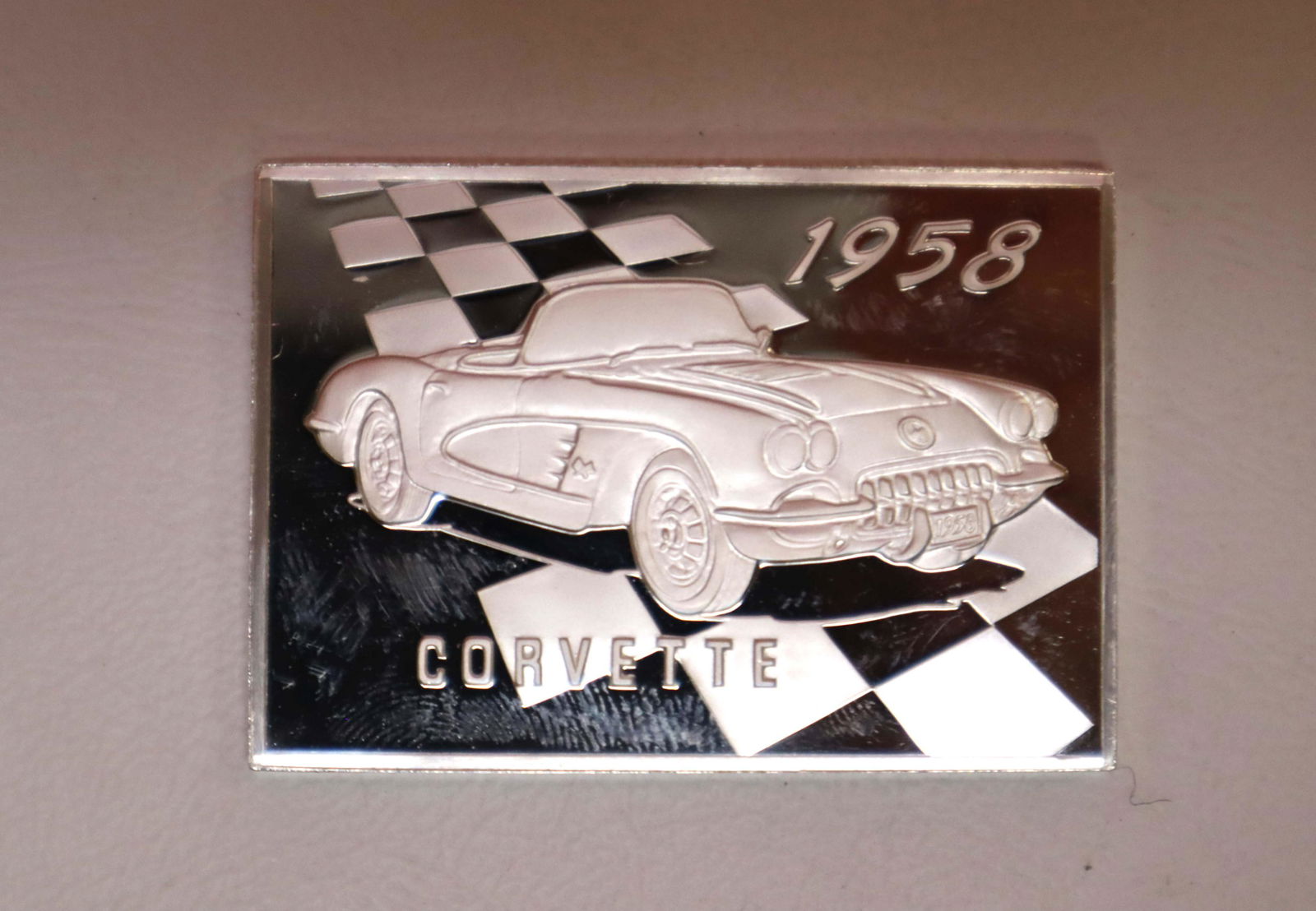 1oz silver bar with 1958 Corvette on it (1 of 2)