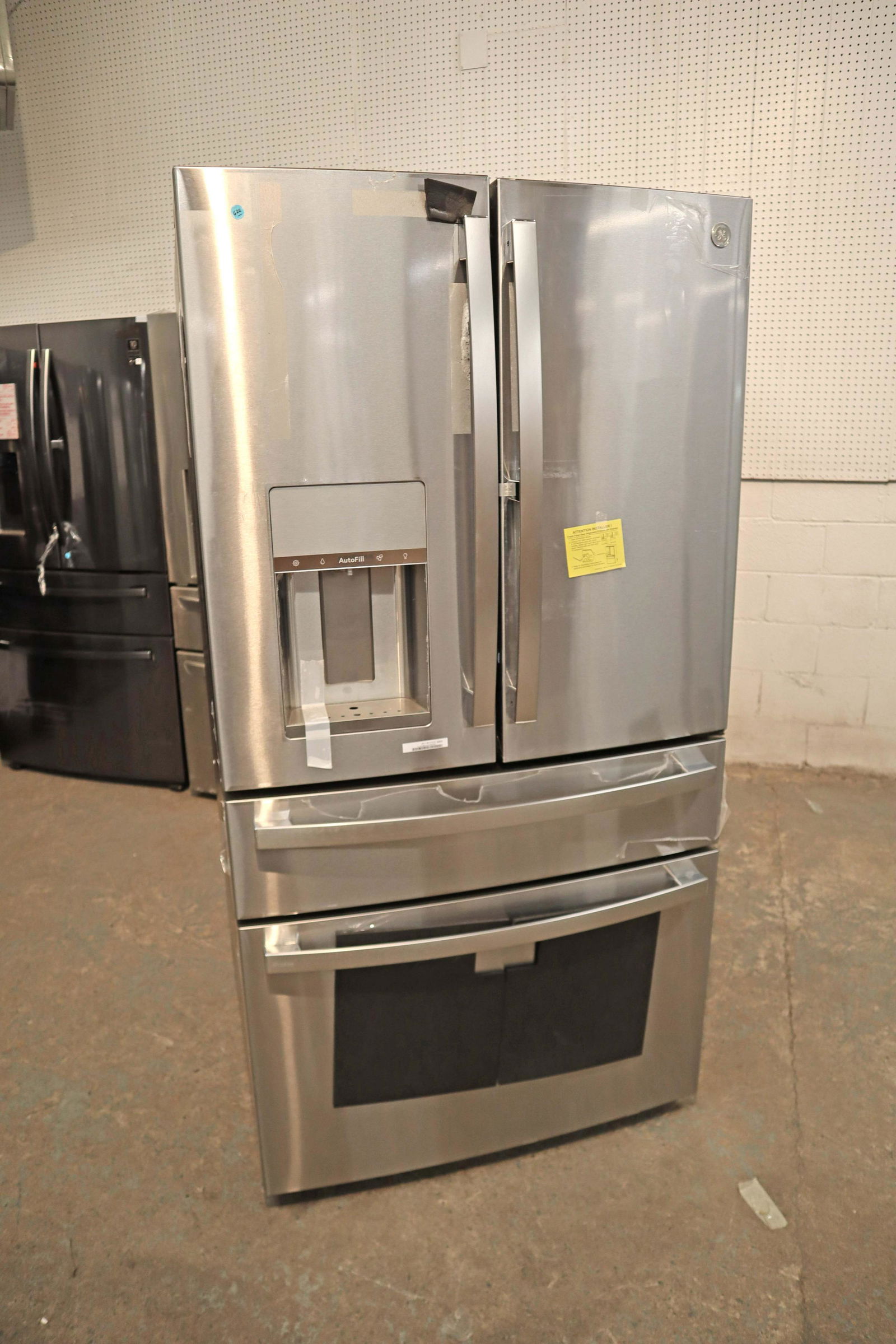 New GE stainless steel front refrigerator (1 of 7)