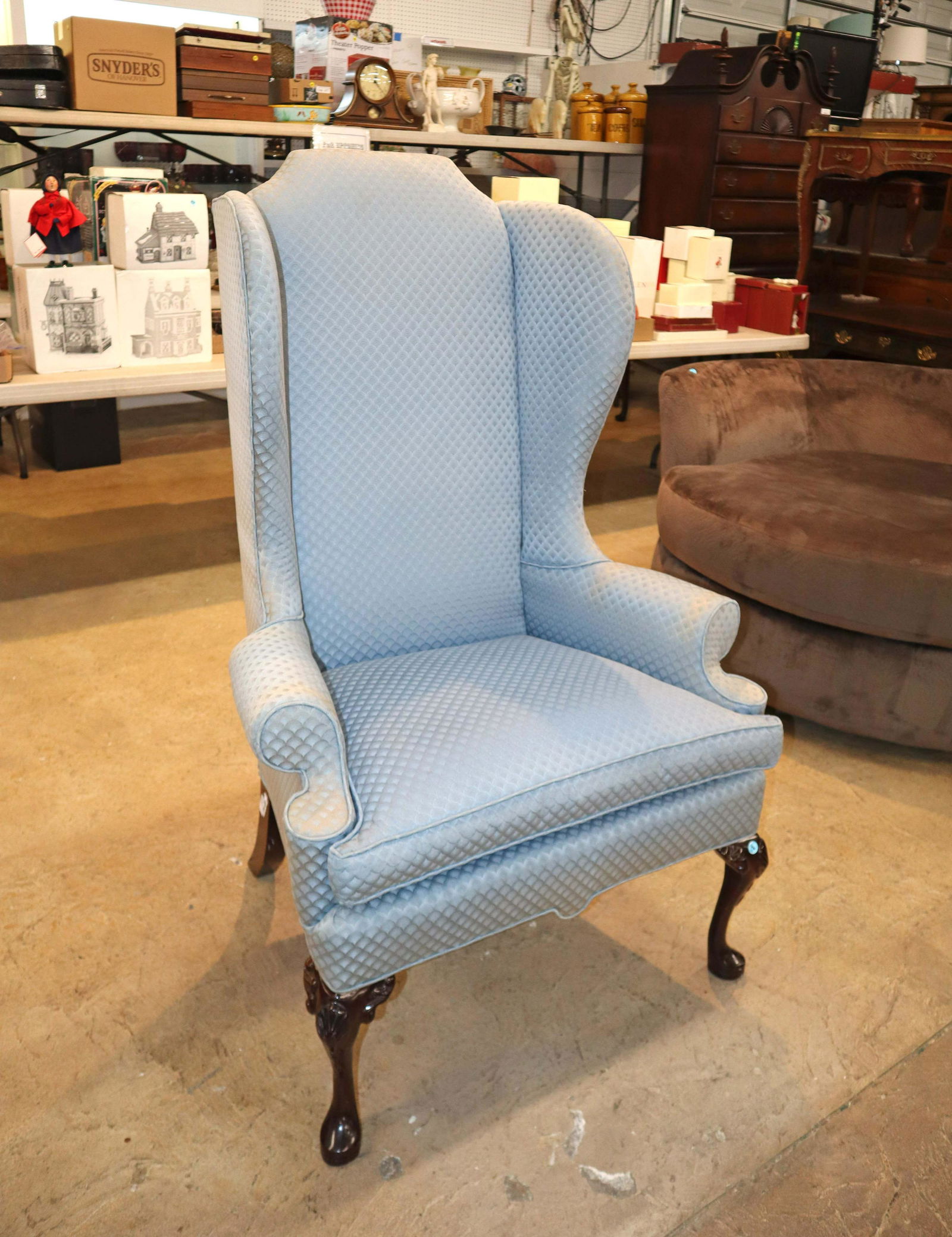 Hickory Masterpiece collection upholstered chair (1 of 5)