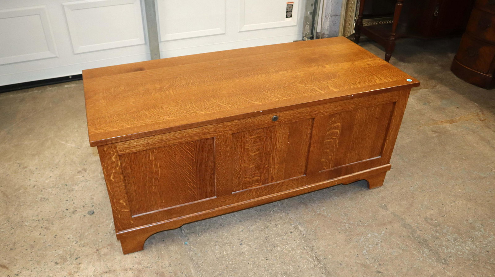 Quality Stickley mission oak blanket box (1 of 6)