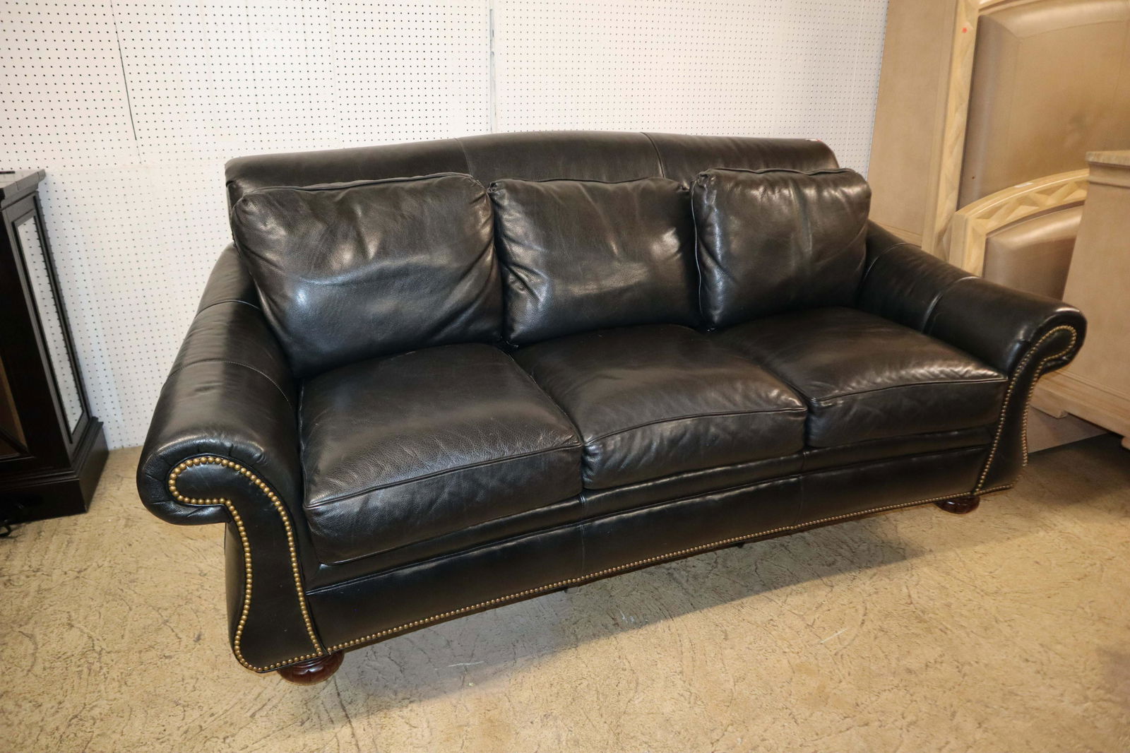 Beautiful Hancock & Moore leather sofa (1 of 6)