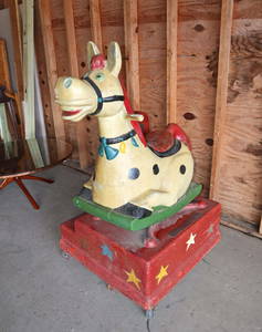 Vintage working coin operated child's ride