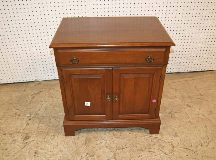 Vintage Pennsylvania House Nightstand