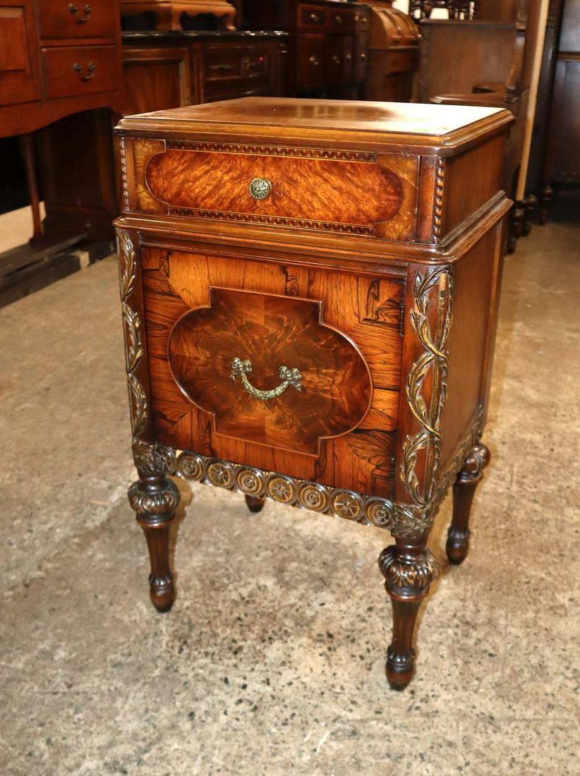 Antique Batesville depression walnut nightstand (1 of 5)