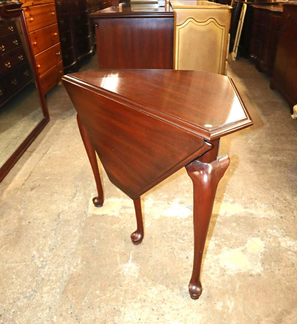 Henkel Harris solid mahogany napkin table (1 of 4)