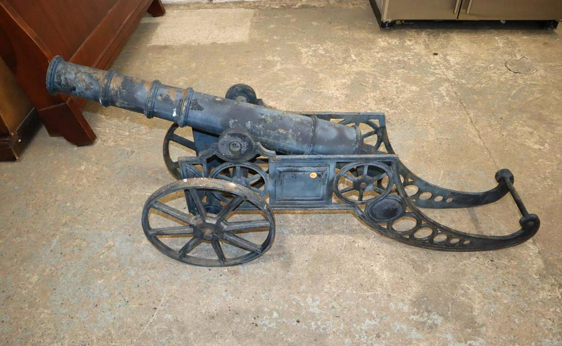 Civil War replica cast iron decorator cannon (1 of 4)