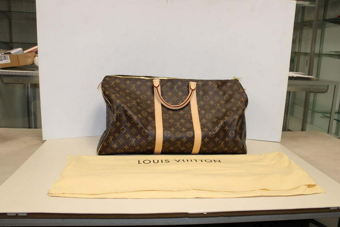 Unisex Monogrammed Louis Vuitton style weekender keep all with dust bag, lock & key: Unisex Monogrammed Louis Vuitton style weekender keep all with dust bag, lock & key NOT AUTHENTICATED (Bid at your own judgement) approx. 23" w x 10" d x 11" h