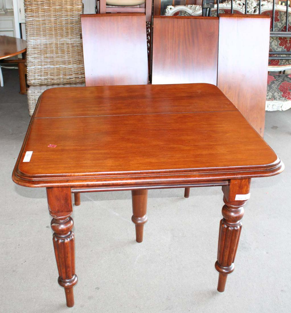 Antique style mahogany dining room table: Antique style mahogany dining room table and 3 20" leaves approx. 42" w x 42' d x 30" h