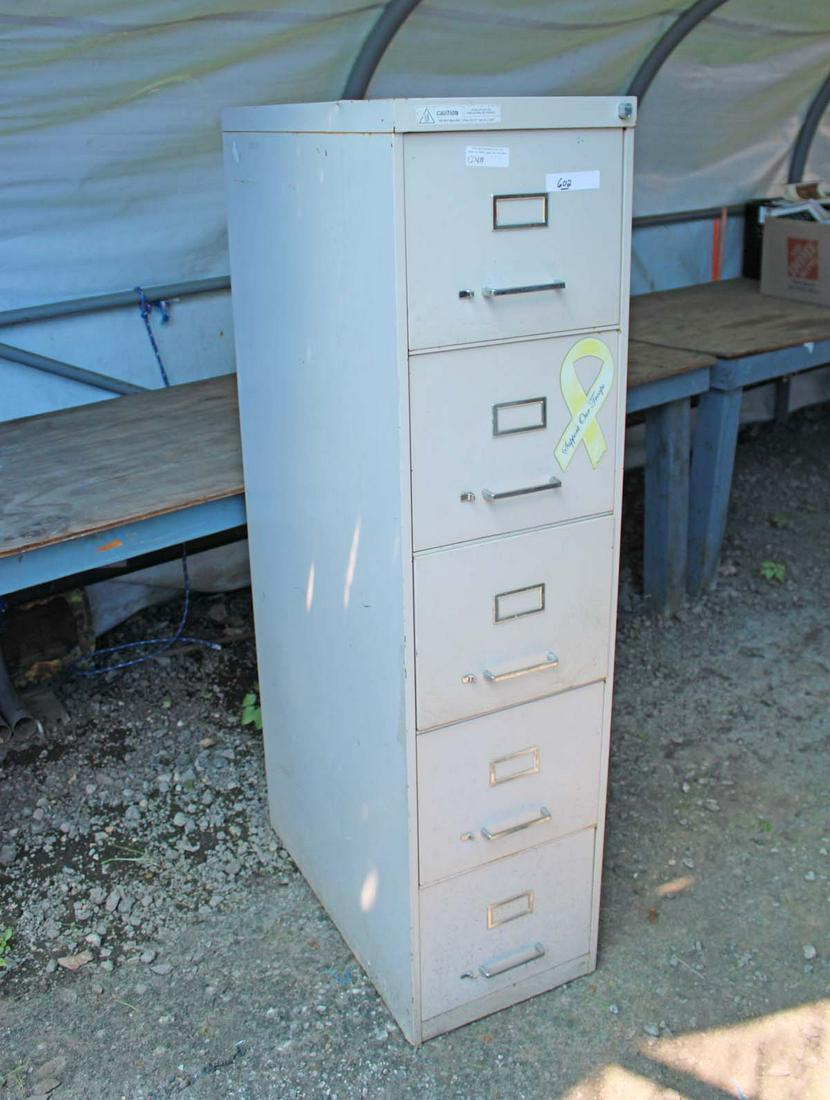 5 drawer metal file cabinet (1 of 3)