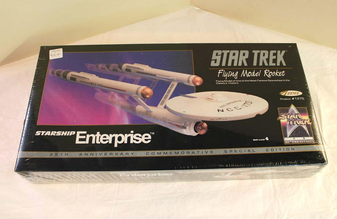 Star Trek 25th anniversary Enterprise Model (1 of 5)