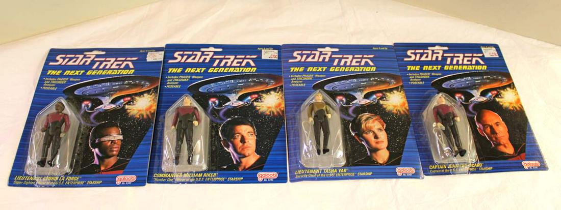4 Star Trek "Next Generation" figures by Galoob (1 of 2)