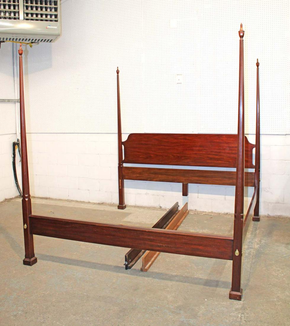 Henkel Harris solid mahogany king size bed (1 of 4)