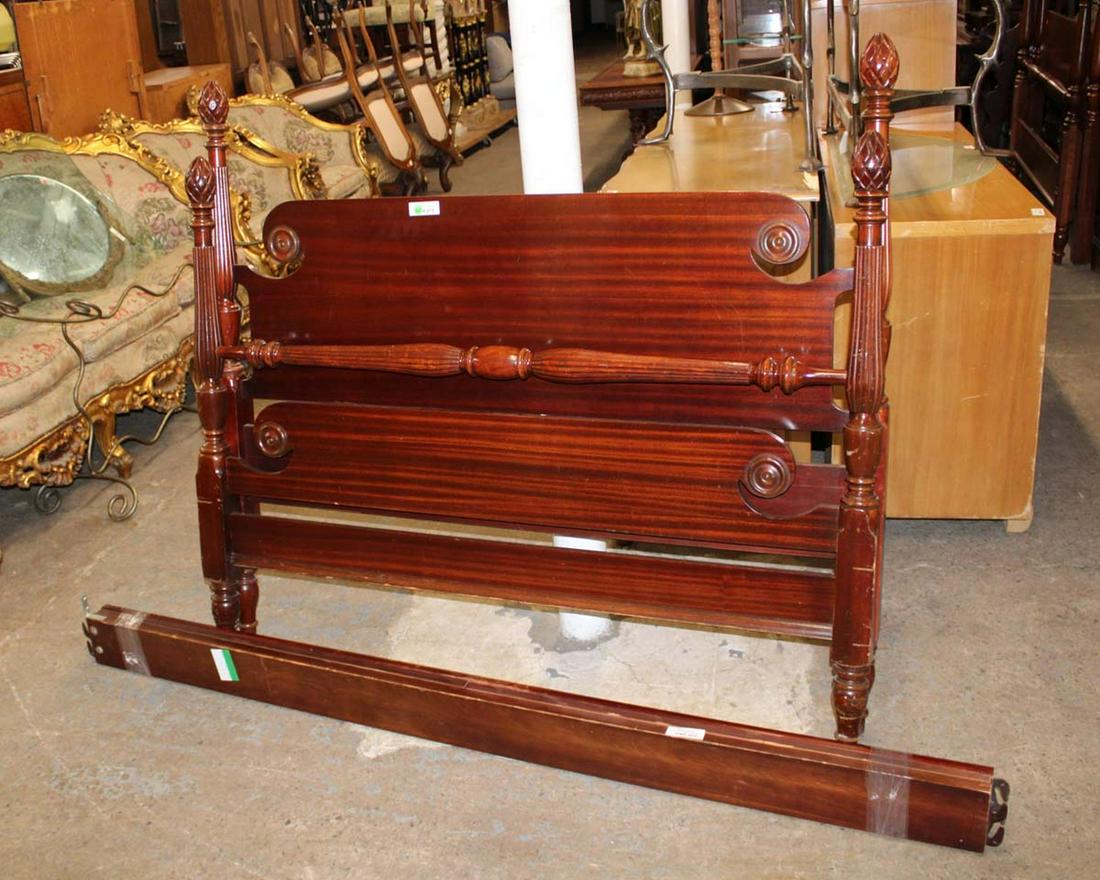Vintage mahogany full size poster bed with rails (1 of 2)
