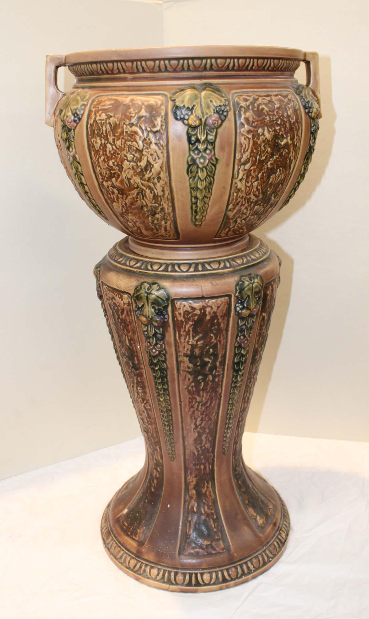 Semi antique 2pc Roseville Jardiniere and pedestal (1 of 5)