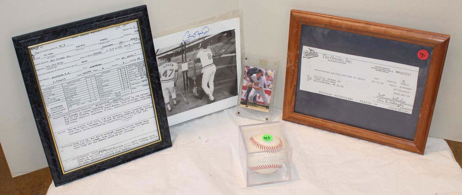 5pc lot of baseball memorabilia (1 of 5)