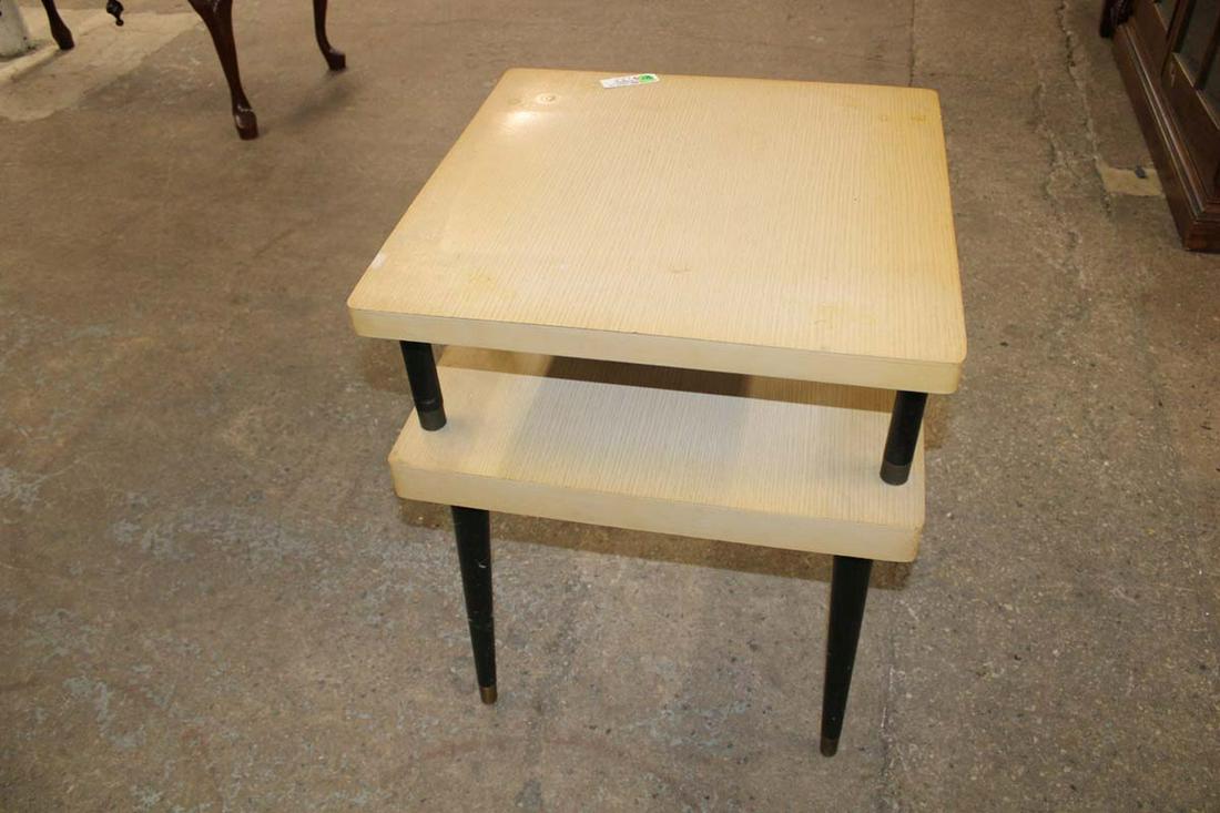 Vintage mid century 2 tier lamp table in the blonde maple (1 of 3)