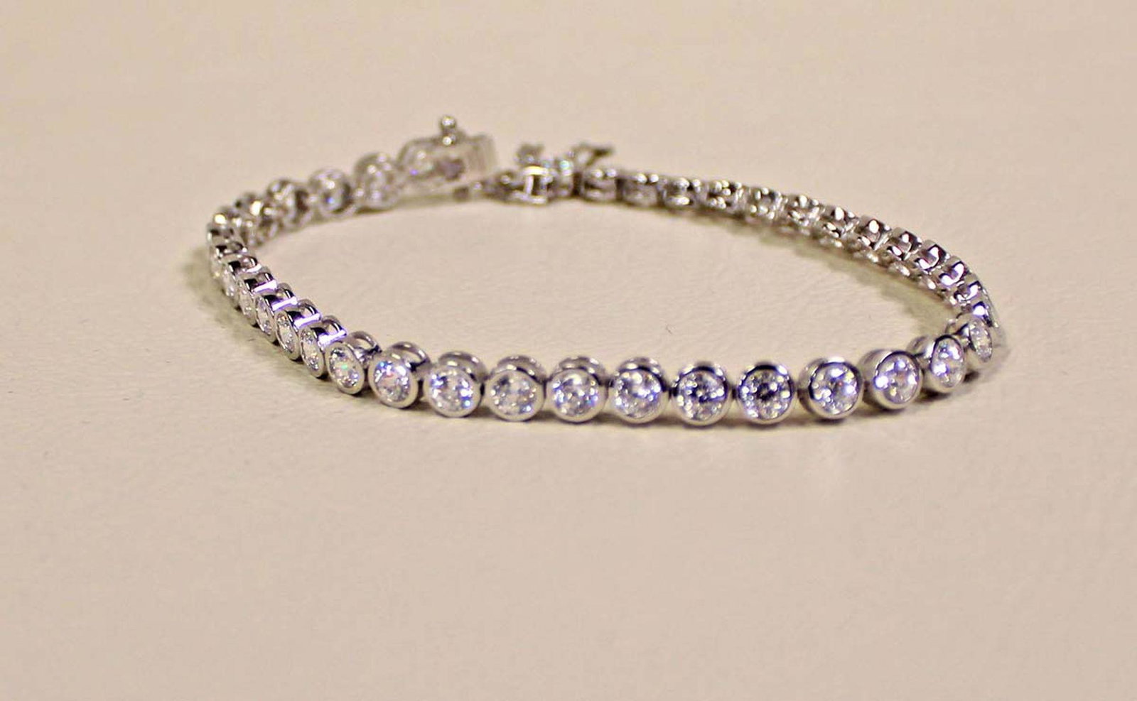 Sterling tennis bracelet with diamond style stones: Sterling tennis bracelet with diamond style stones