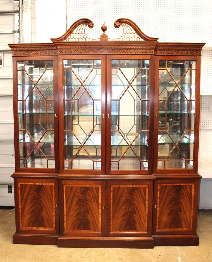 Beautiful Stickley 2pc 4 Door China Cabinet In The Burl Banded