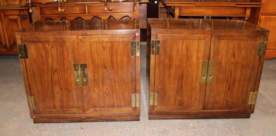 Vintage Pair of Henredon walnut campaign style 2 door chests (1 of 5)