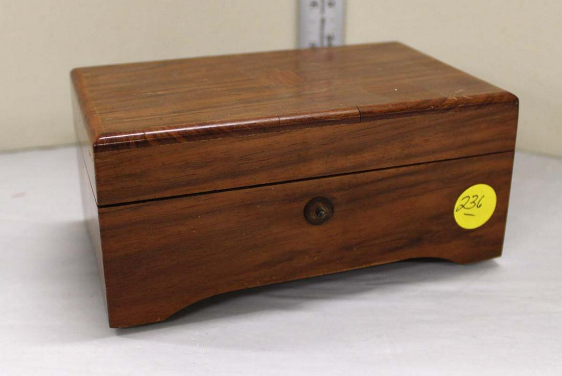 Thorens vintage exotic burl walnut Swiss music box, single comb, teeth are good, working: Thorens vintage exotic burl walnut Swiss music box, single comb, teeth are good, working, approx. 6" x 4" x 3"