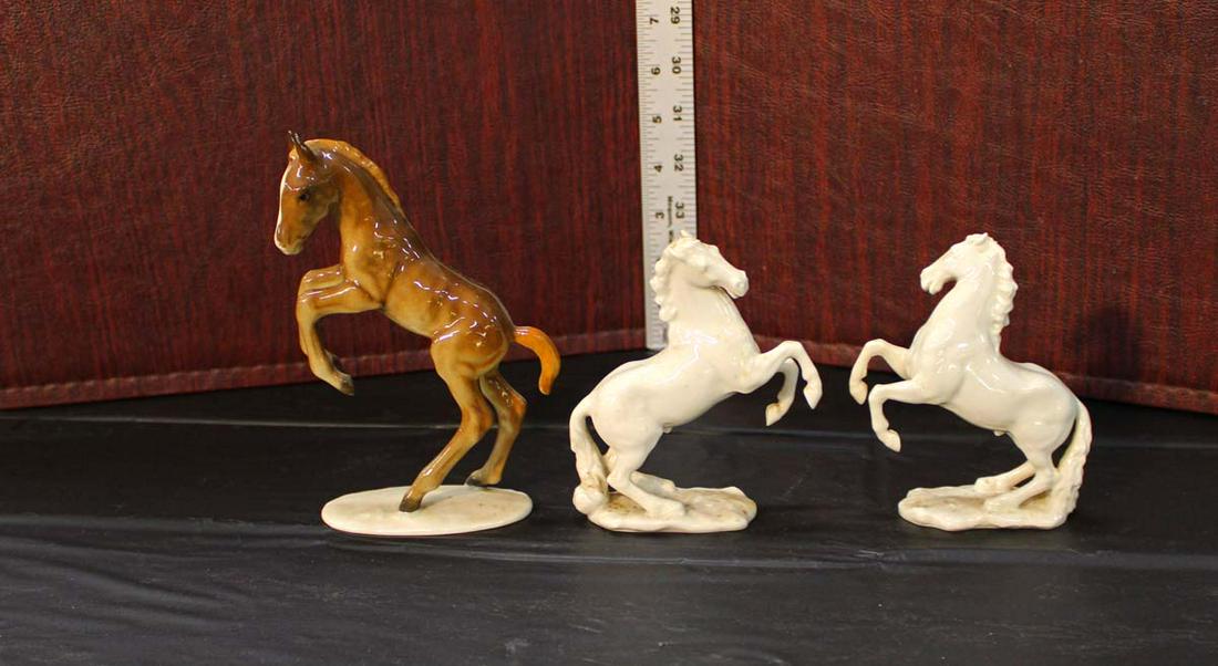 Lorenz Hutschnenreuther, Kunstabteilung, Germany porcelain figurines, 3 horses: Lorenz Hutschnenreuther, Kunstabteilung, Germany porcelain figurines, 3 horses largest is approx. 6"